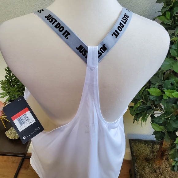 NWT Nike Racerback Tank - Picture 8 of 8